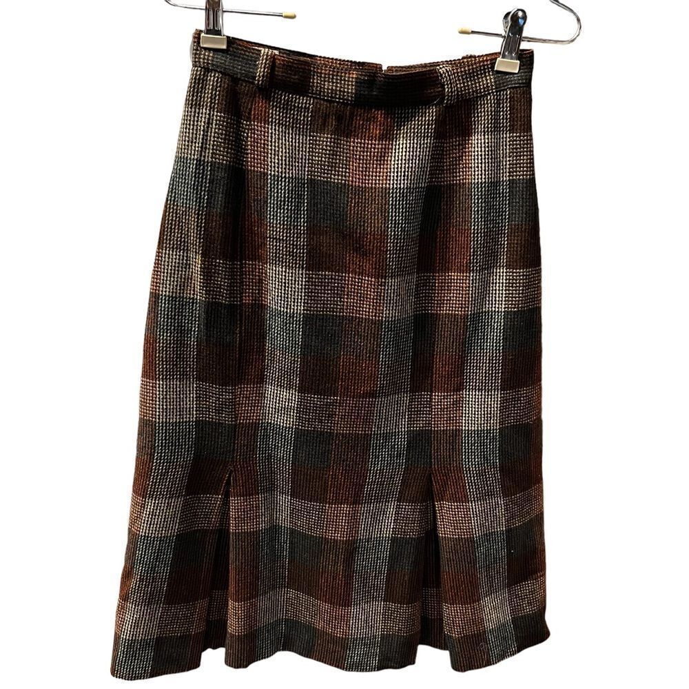 Elegant Checkered Midi Skirt - Brown and Black